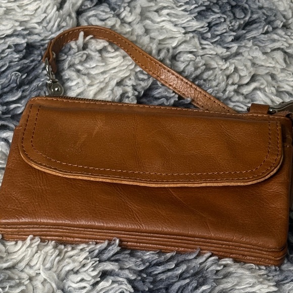 ⭐️3/$25⭐️ Amerileather Genuine Leather 3-compartment Clutch - Picture 5 of 5